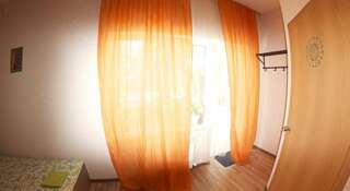 Гостиница Гостевой Дом Акбаль-Ахау Корпус 2 Геленджик Стандартный трехместный номер-10